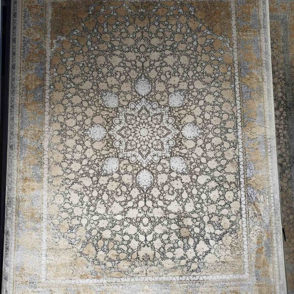 فرش ماشینی زمرد مشهد_طرح گل ابریشم_کد12007_رنگ صدفی_1200شانه_3600تراکم